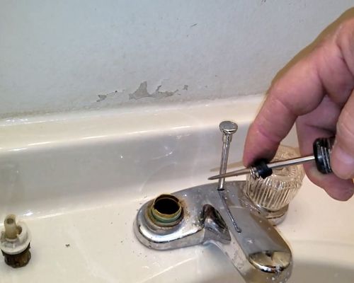 Fixing the faucet washer