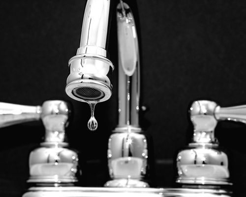 How Much Water Does a Leaky Faucet Waste Per Day