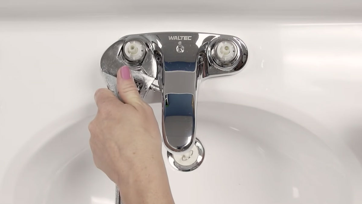 How Much Does It Cost to Replace a Faucet Cartridge? Faucet Fam