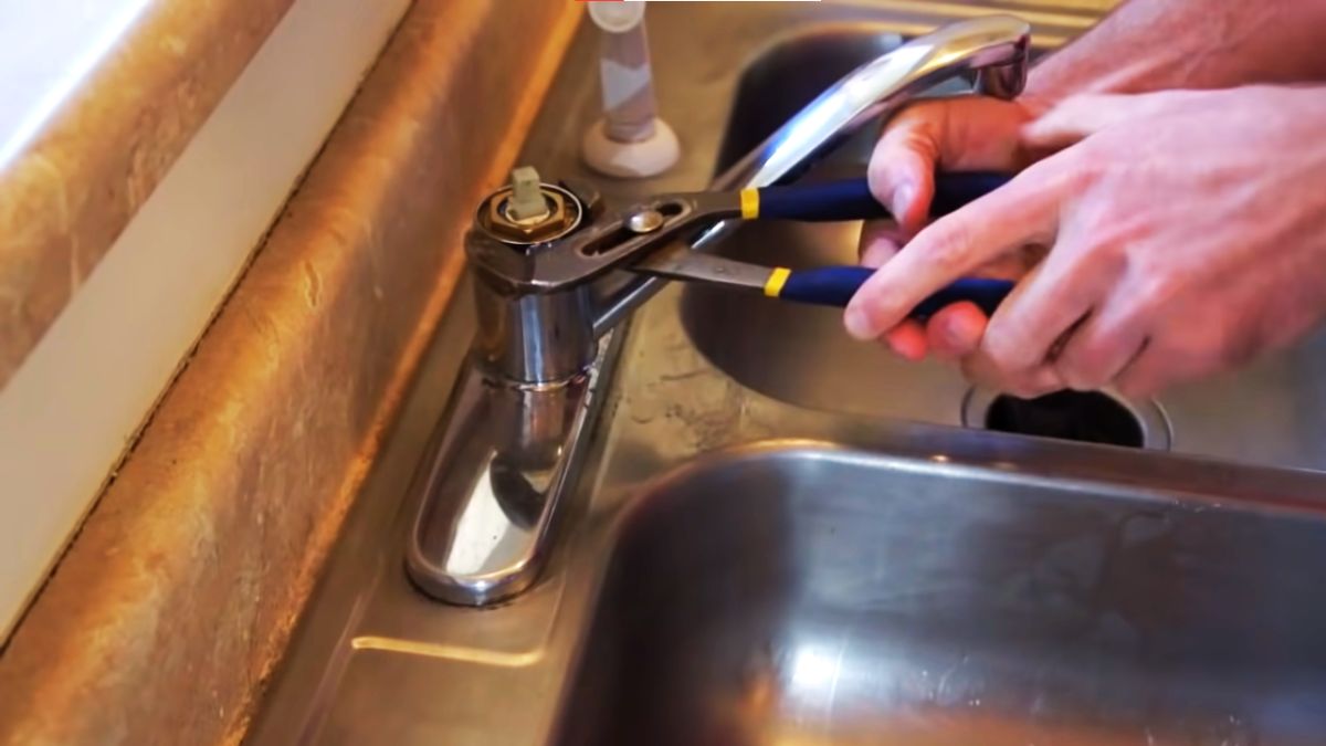 Delta Single Handle Kitchen Faucet Leaking At Base  